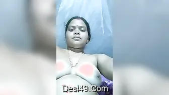 Desperate Bhabhi Masturbating Hard Moaning With Intense Pleasure