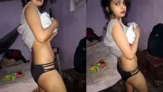 Hot GF Stripping And Exposing Her Body On Camera