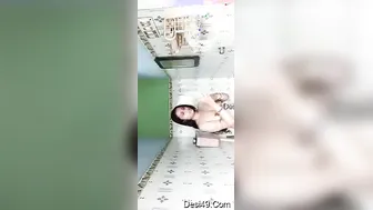 Sexy Married Boudi Bathing Naked Getting Wet And Soapy For Me