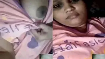 Beautiful Desi Babe Showing Off Her Perfect Natural Boobs