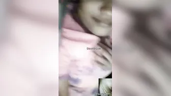 Beautiful Desi Babe Showing Off Her Perfect Natural Boobs