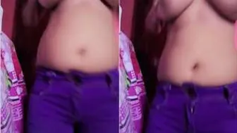 My GF Playing With Her Massive Boobs Squeezing Them