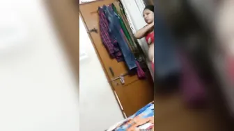 Married Bhabhi Changing Clothes Exposing Her Body Accidentally