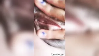 Village Girl Going Nude Live Showing Her Tight Body To Viewers