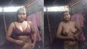 Village GF Showing Her Naked Body To Lover Second Time