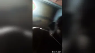 Sexy Mallu Babe Exposing Her Bare Chest And Pussy On Camera
