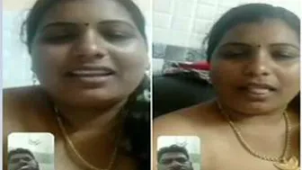 Married Bhabhi Next Door Stripping Off Her Blouse Teasing Me