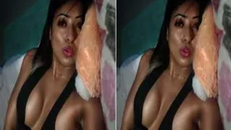 Sexy Village GF Posing Naked Showing Everything Off