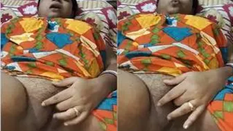 Bengali Wife Fingering Her Wet Pussy Moaning Loud All Alone