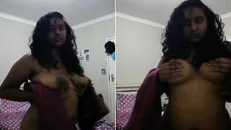 Hot Nri Wife Recording Her Naked Body For Secret Video Tonight