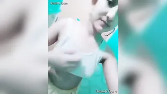 Innocent GF Revealing Her Beautiful Natural Boobs On Cam