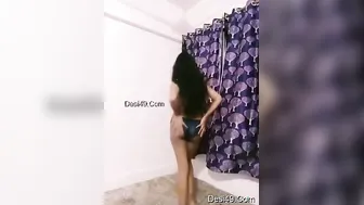 Hot GF Dancing Shaking Her Boobs During Naughty Videocall