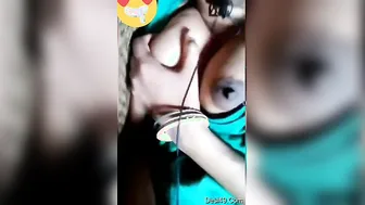 Married Boudi Teasing Showing Her Big Boobs During Video Call