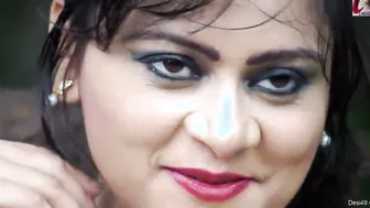 Slim Model Posing Completely Naked During Fashion Photoshoot