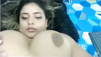 Married Bhabhi Playing With Her Massive Natural Tits For Me