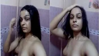 Hot GF Filming Herself In The Shower For Her Boyfriend