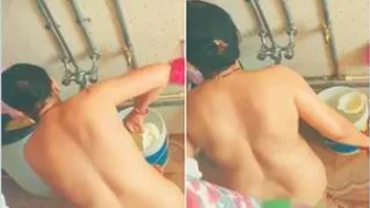 Married Bhabhi Taking A Bath Secretly Recorded By Hidden Camera