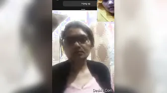 Married Bhabhi Showing Her Nude Body On Video Call With Me Today
