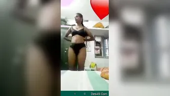 Telugu Babe Stripping Her Clothes And Getting Fully Naked