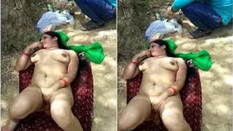 Super Sexy Married Slut Showing Off Her Curves In Lingerie