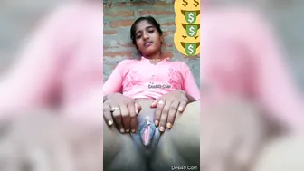 Horny GF Fingering Her Pussy For Me On Video Call
