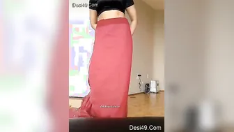 Desi Wife Doing Hot Striptease Dance Removing All Her Clothes