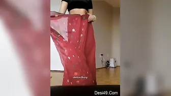 Desi Wife Doing Hot Striptease Dance Removing All Her Clothes