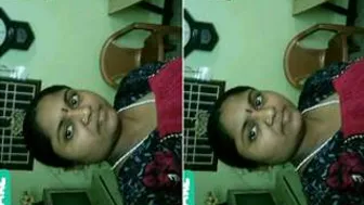 Married Mallu Wife Exposing Her Gorgeous Boobs For Her Lover