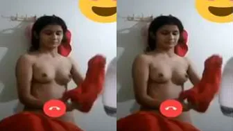 Pakistani Babe Teasing With Her Boobs And Pussy On Video Call
