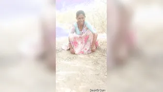 Mature Bhabhi Squatting To Pee Outdoors While Hubby Films Her