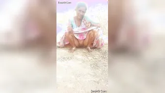 Mature Bhabhi Squatting To Pee Outdoors While Hubby Films Her