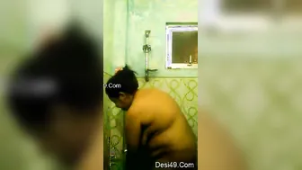 Married Boudi Getting Wet And Naked In The Bathroom For Me
