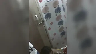 Thick Boudi Washing Herself Naked In Bathroom Caught On Video