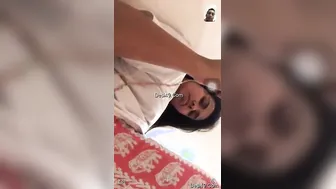 Sweet Desi Babe Exposing Her Boobs To Boyfriend On Call
