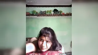 Shy GF Recording Her Naked Body Secretly For Lover