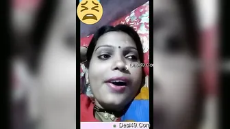 Village Bhabhi Flashing Her Big Boobs During Late Night Call
