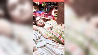 Married Woman From Neighborhood Seducing Her Young Lover Today
