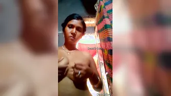 Lonely Married Bhabhi Making Nude Video For Her Secret Lover