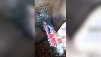 Horny GF From Hometown Using Random Object To Pleasure