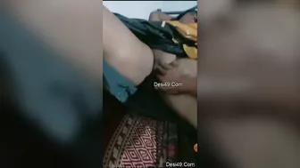 Married Bhabhi Stripping Live Showing Her Big Tits And Pussy