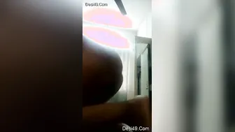 Cute GF Filming Herself Naked In Mirror For Her Boyfriend
