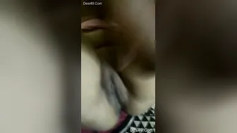 GF Letting Her Lover Capture Her Naked Body On His Phone