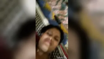 GF Letting Her Lover Capture Her Naked Body On His Phone