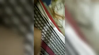 GF Letting Her Lover Capture Her Naked Body On His Phone