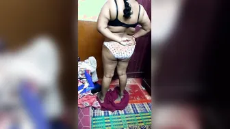 Tamil Married Woman Pleasuring Herself In Bedroom Secretly Today