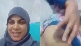Bangla Aunty Spreading Her Legs And Showing Pussy And Big Boobs