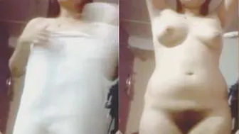 Naughty Desi GF Recording Herself Naked For Her Boyfriend