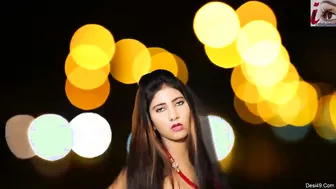 Gorgeous Desi GF Showing Off Her Natural Boobs For Me