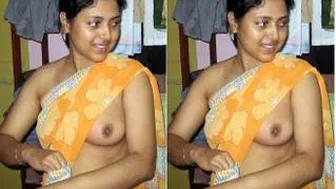 Married Bhabhi Teasing With Her Tits During Late Night Video Call