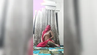 Naughty GF Getting Naked On Cam And Showing Her Sexy Body
